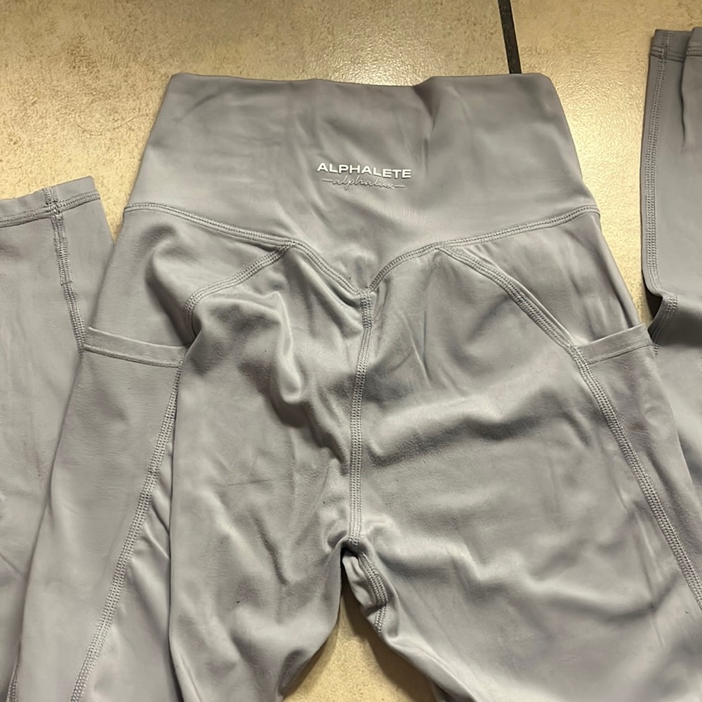 Xs alphalete leggings